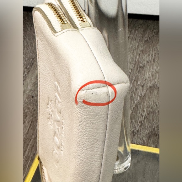 Coach Wristlet - Picture 9 of 14